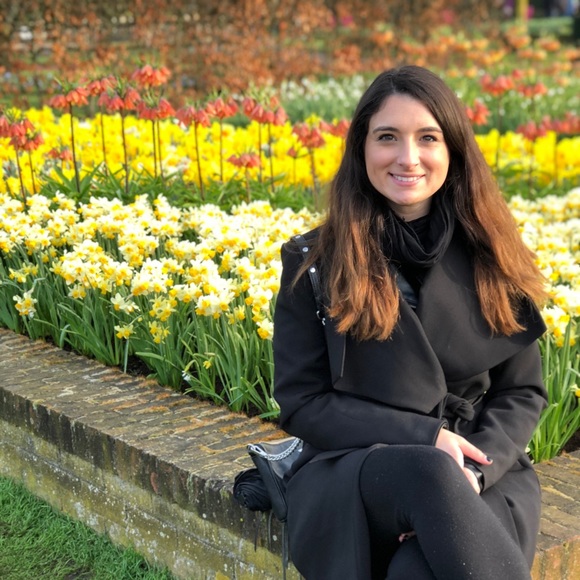 Meet your Posher, Rae - Picture 6 of 8